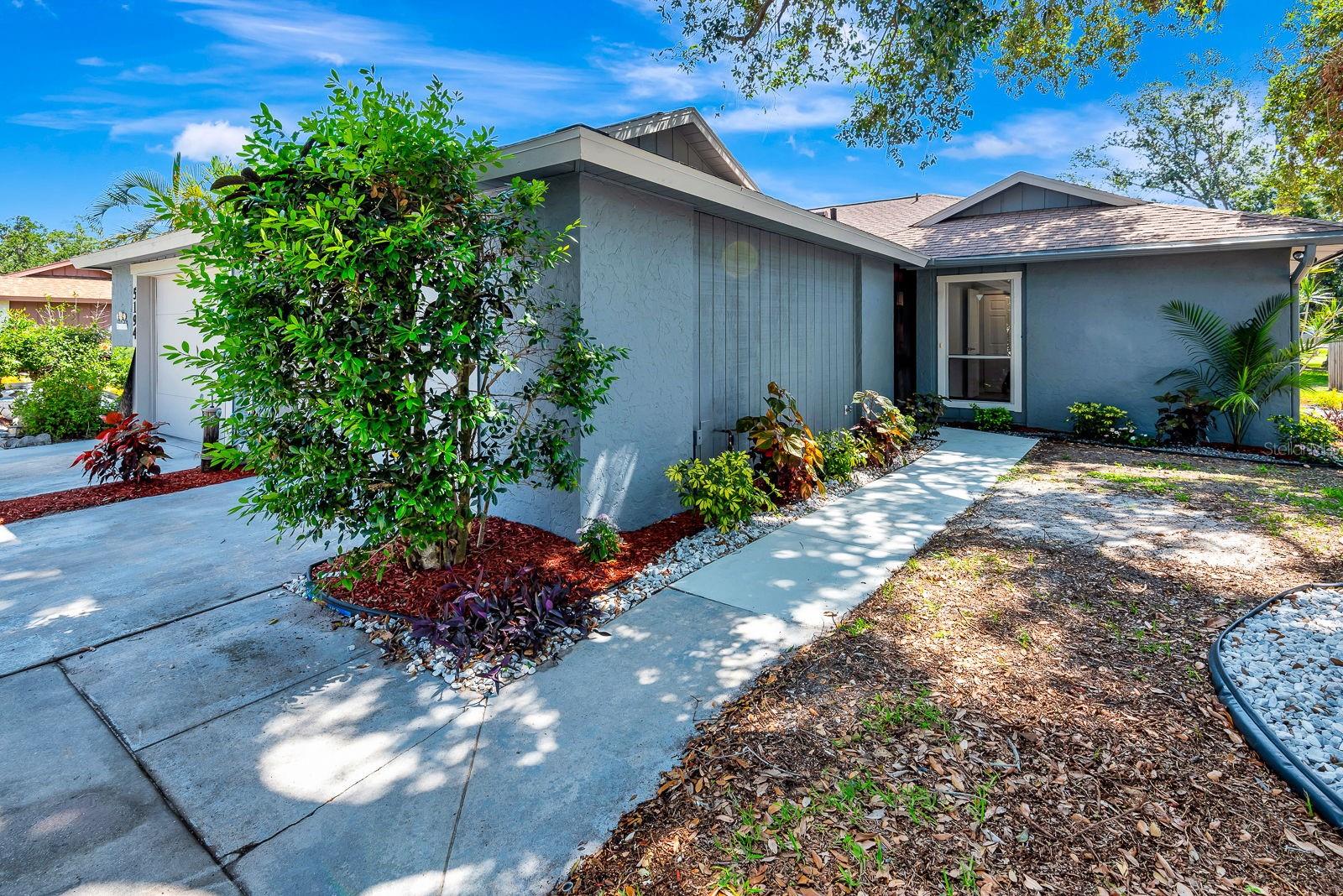 5192 CEDAR HAMMOCK LANE