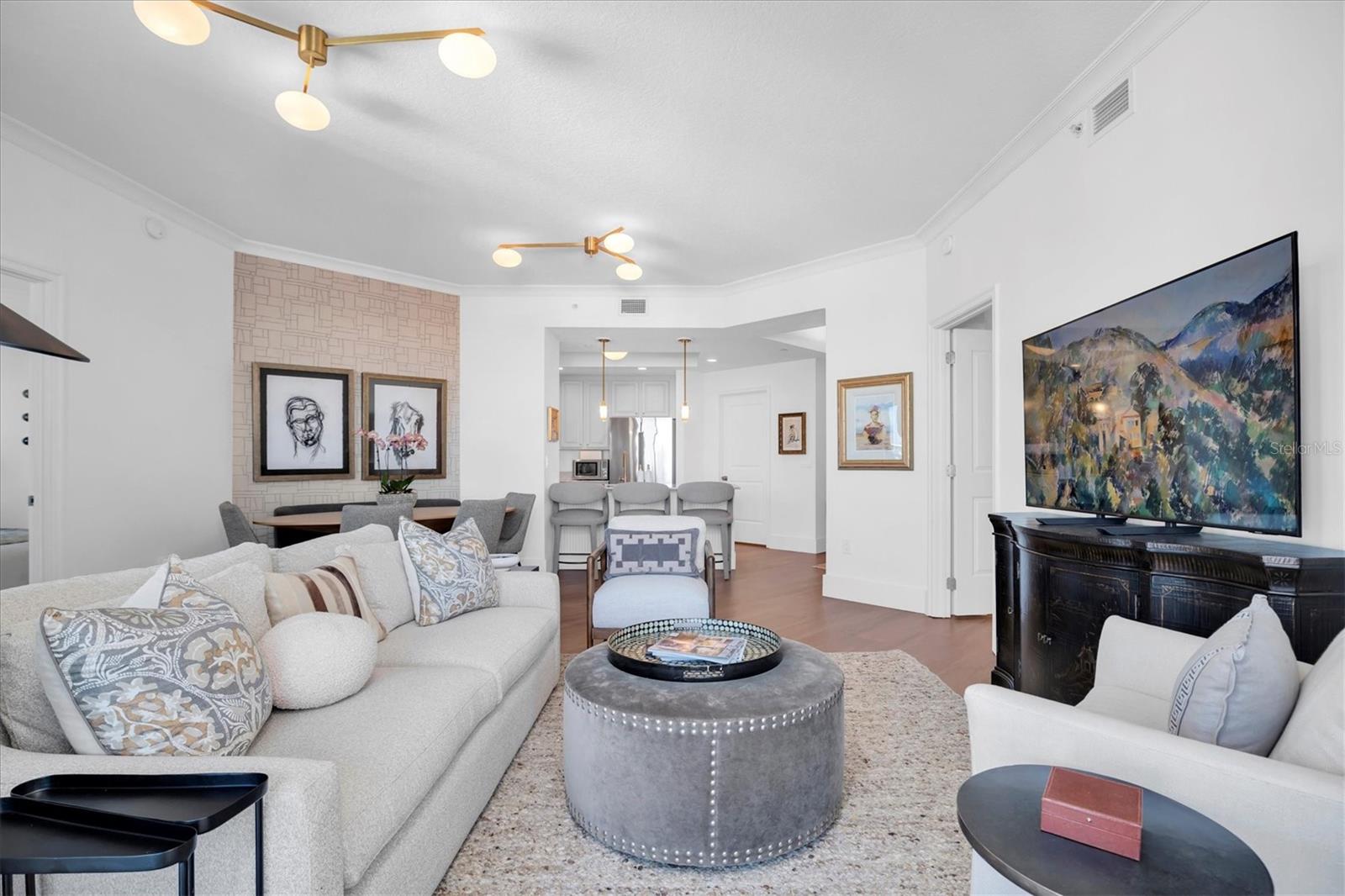 1209 E CUMBERLAND AVENUE 804