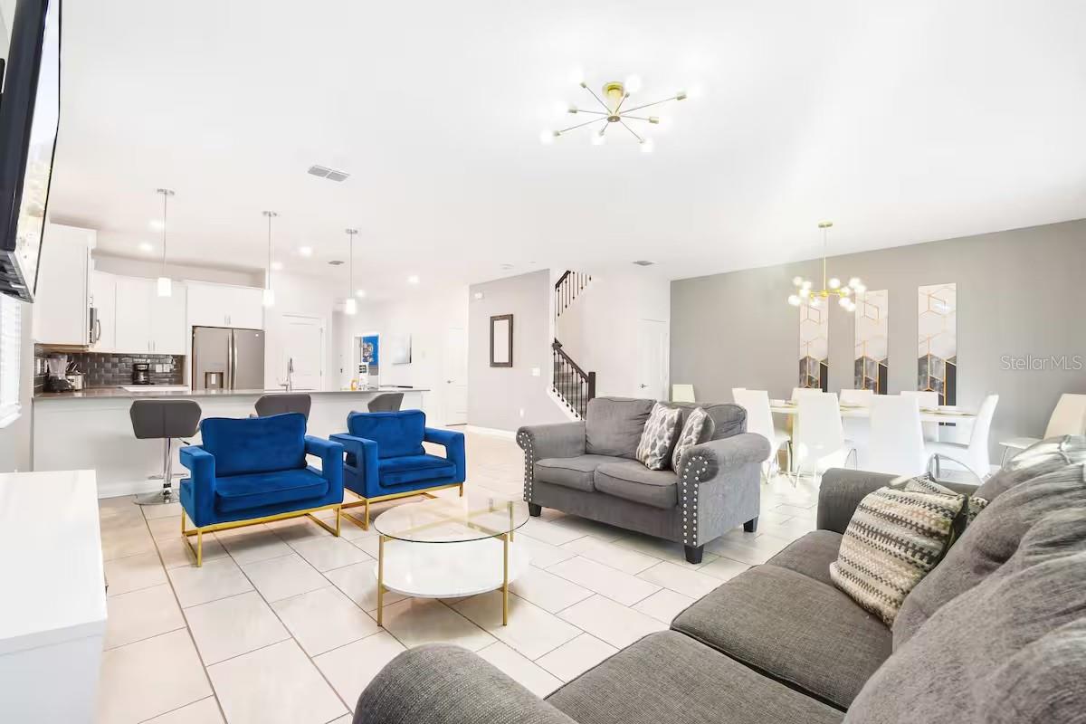 COVE AT STOREY LAKE II - Residential