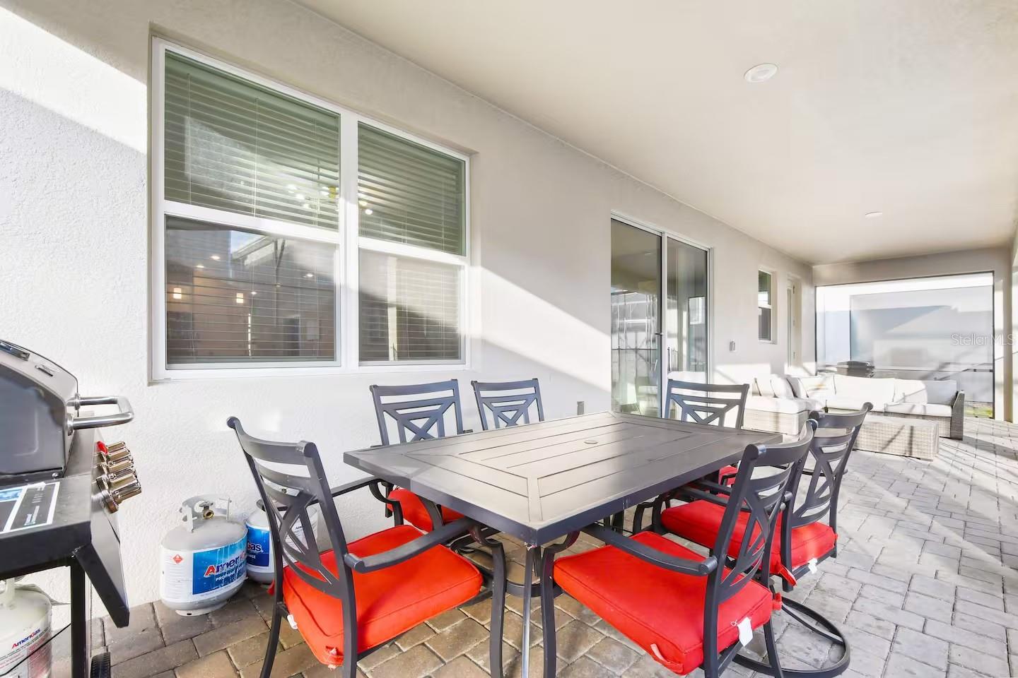 COVE AT STOREY LAKE II - Residential