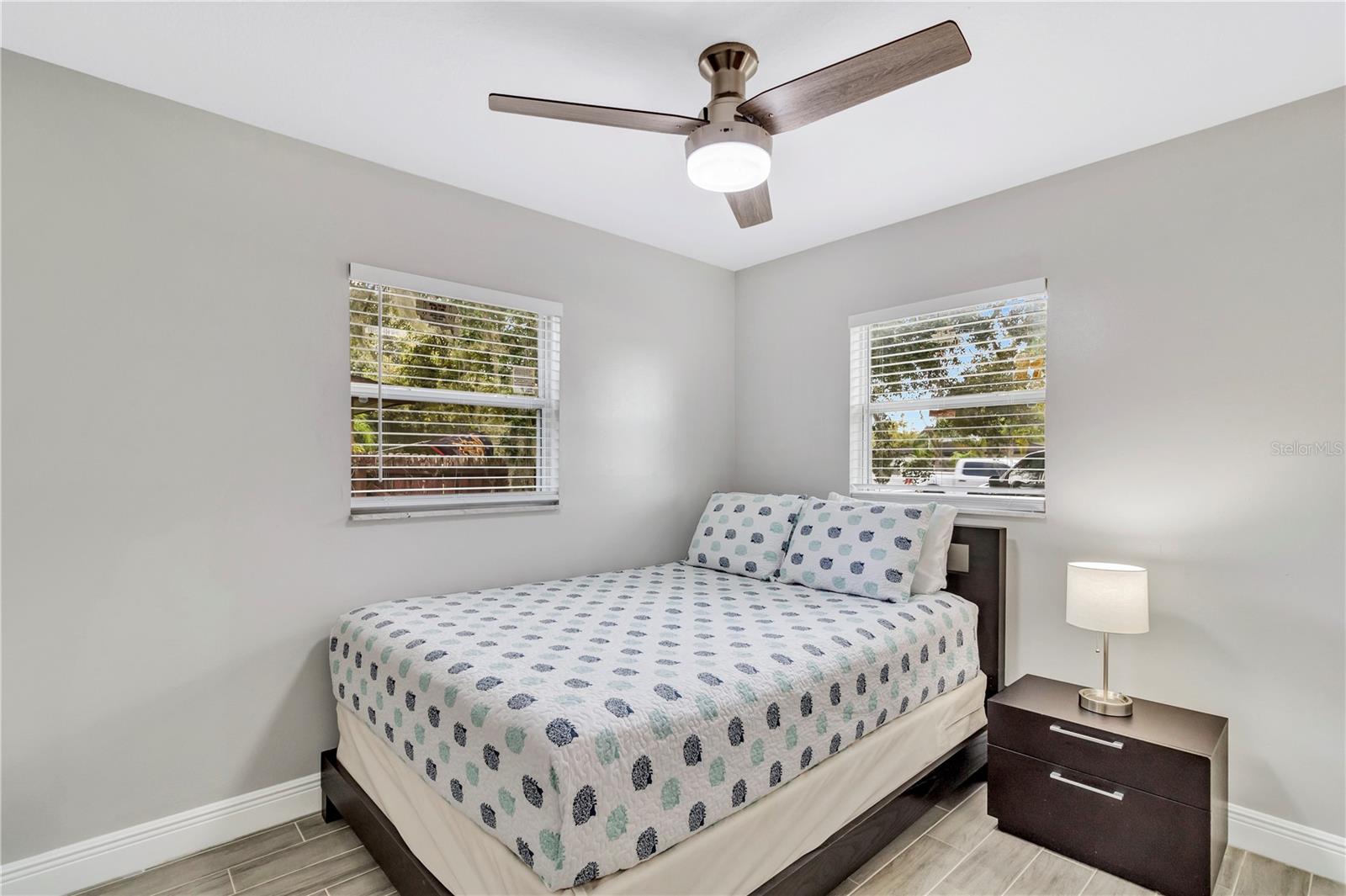 FLORIDA LAND & IMPROV CO ADD - Residential Lease