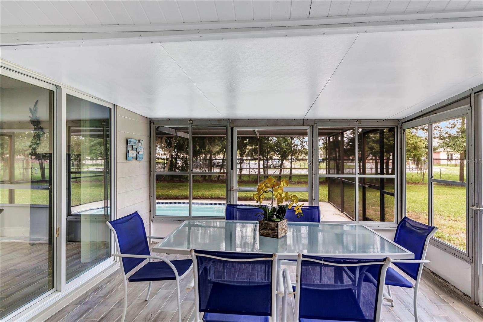 FLORIDA LAND & IMPROV CO ADD - Residential Lease