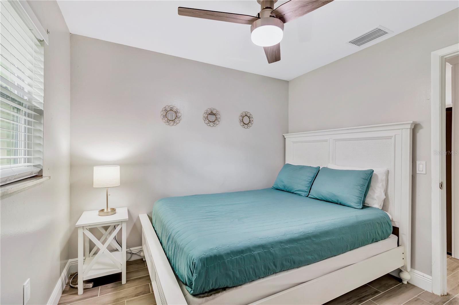 FLORIDA LAND & IMPROV CO ADD - Residential Lease