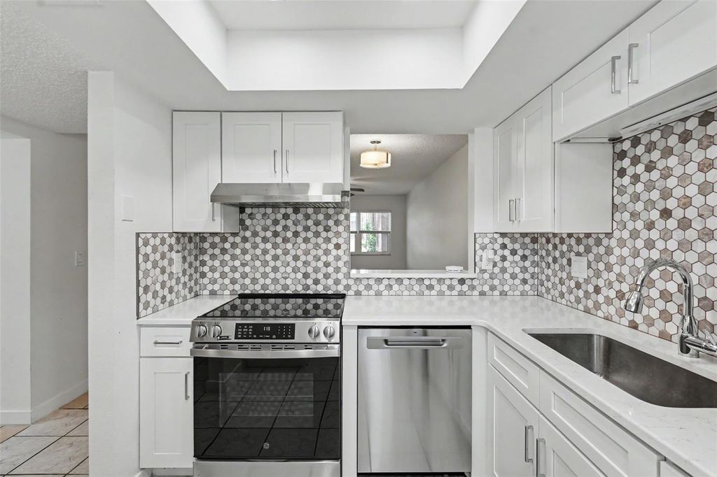 Photo of 4805 Alt 19 #114, Palm Harbor, FL 34683 (MLS # TB8525144)