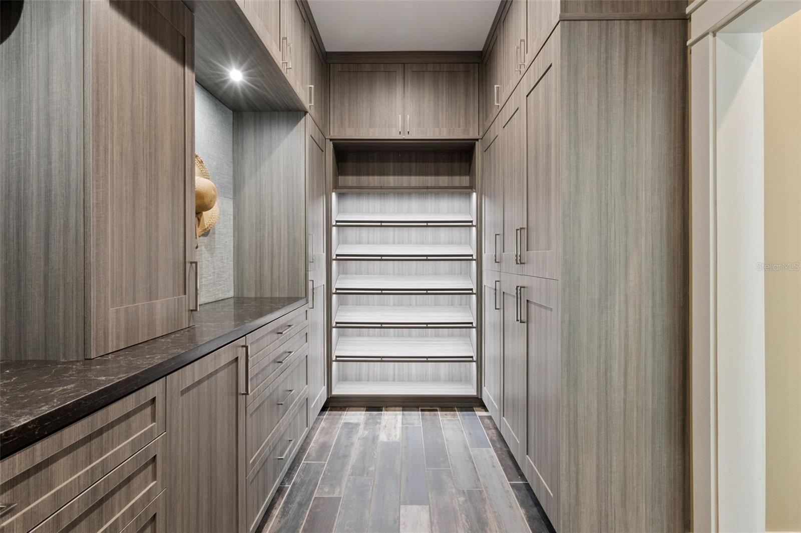 BEAUCLAIR RANCH CLUB SUB - Residential