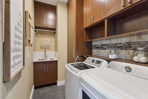 Tiny photo for 15503 Trotting Horse Lane, Tavares, FL 32778 (MLS # O6389957)