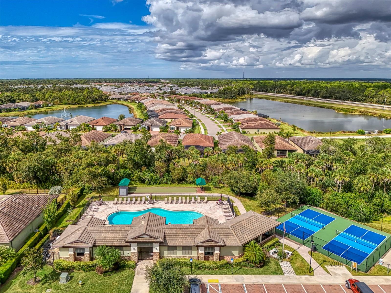 PRESERVE/WEST VLGS PH 1 - Residential