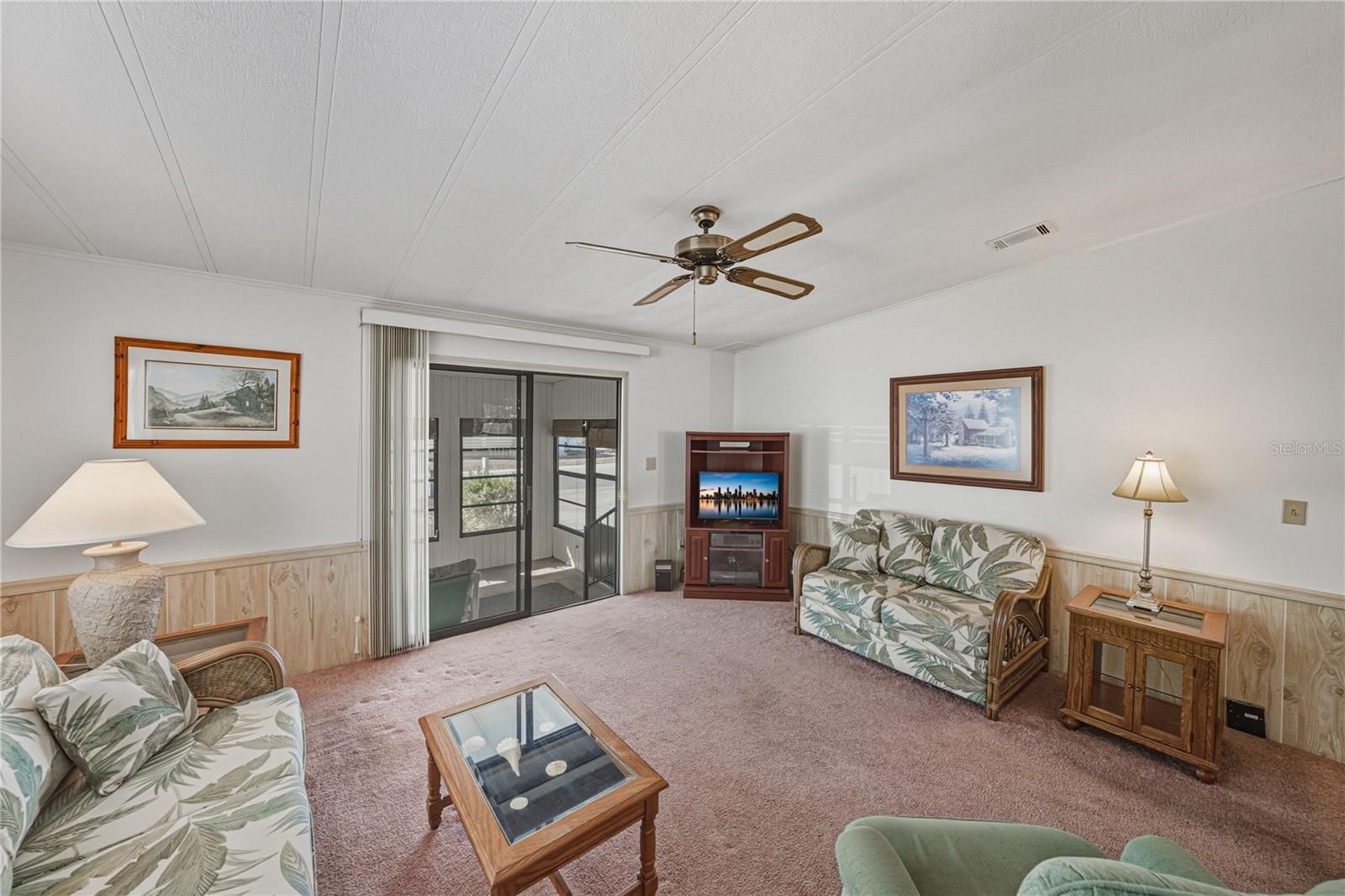 COLONY HILLS COMMUNITY - Residential