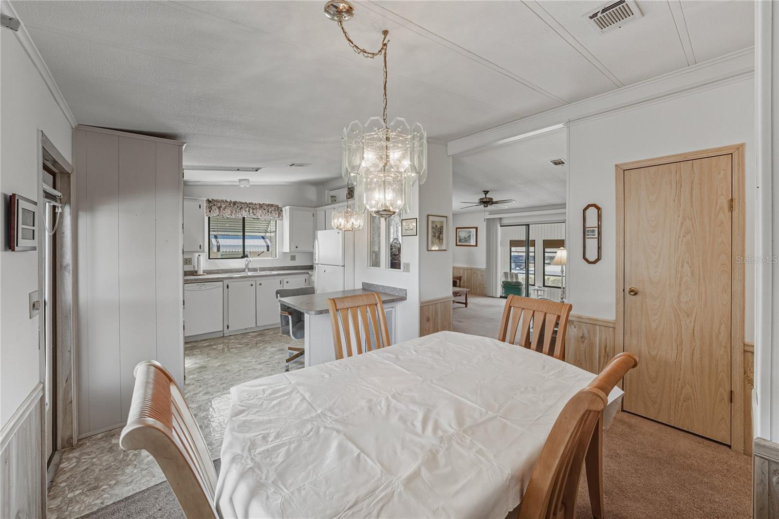 COLONY HILLS COMMUNITY - Residential