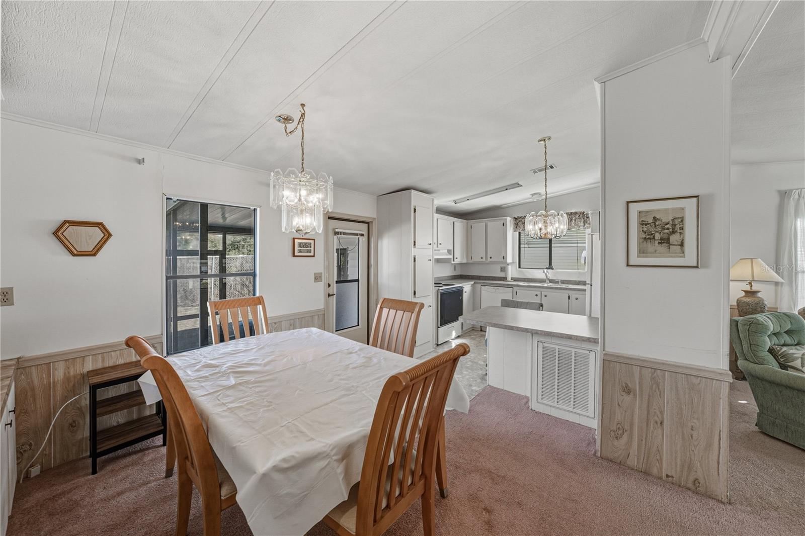 COLONY HILLS COMMUNITY - Residential