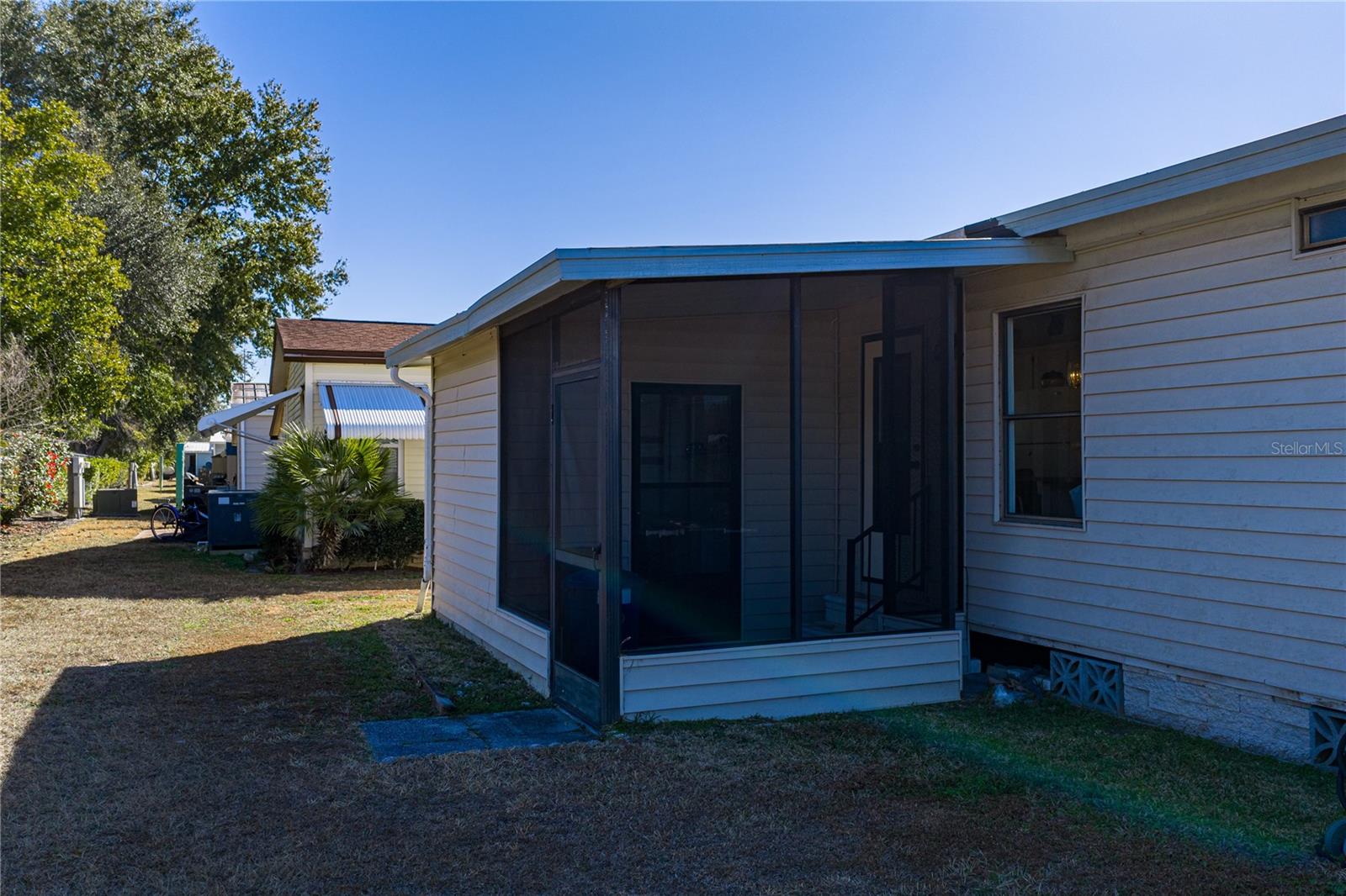 COLONY HILLS COMMUNITY - Residential