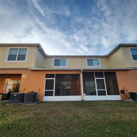 A home in LAKELAND