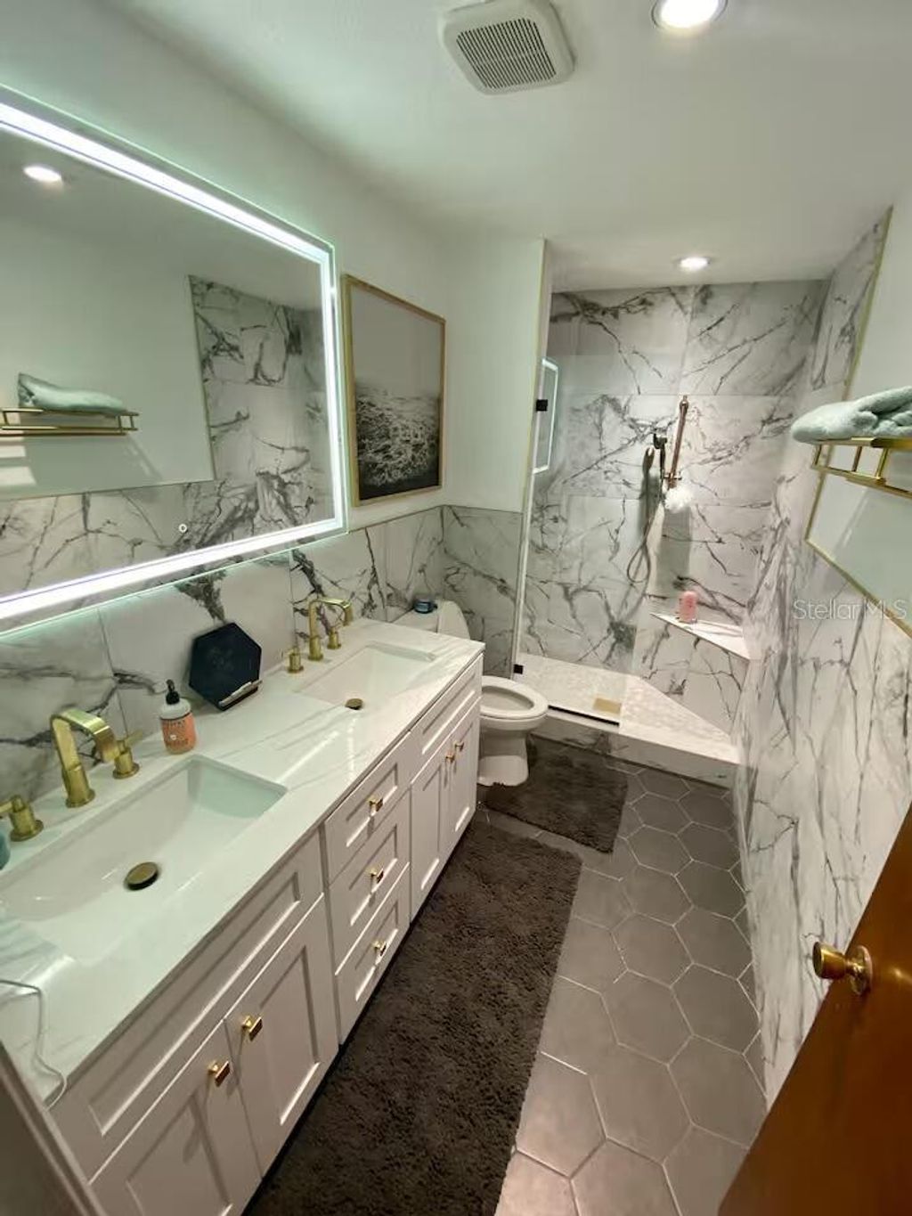 Photo of 6338 51st Avenue N #0, St Petersburg, FL 33709 (MLS # O6410750)