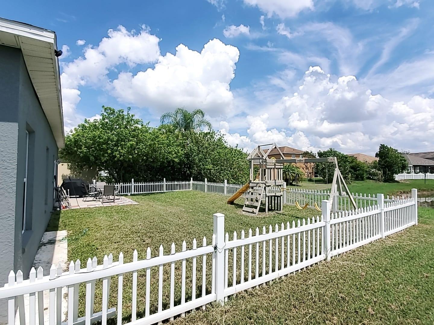 ESTANCIA - Residential