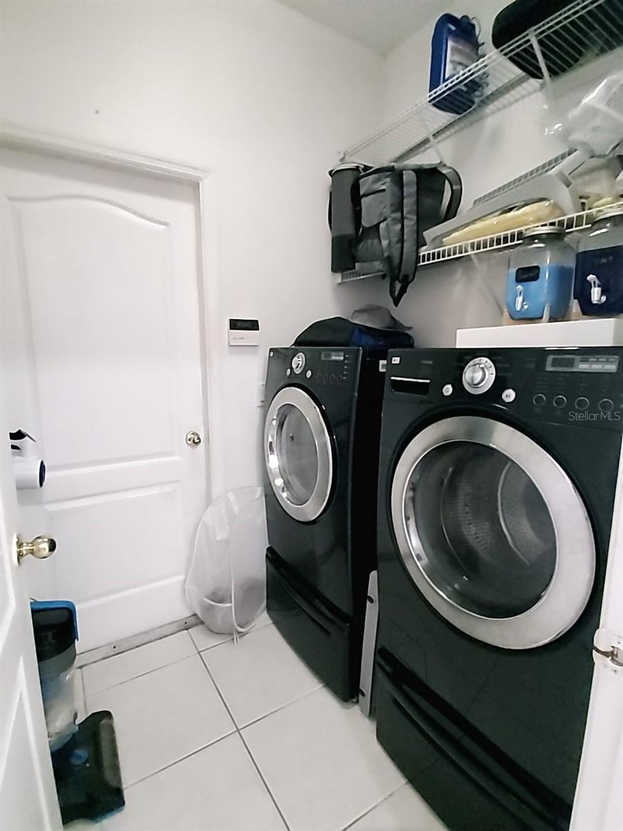 ESTANCIA - Residential