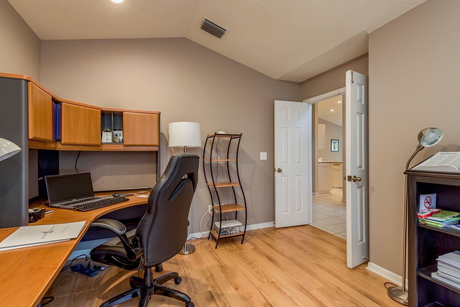 CARROLLTON LAKES - Residential