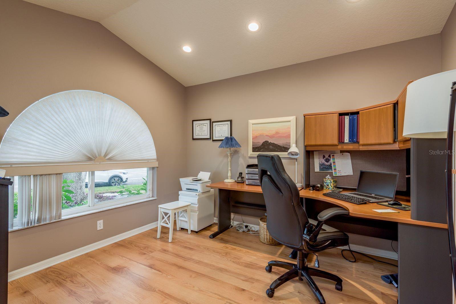 CARROLLTON LAKES - Residential