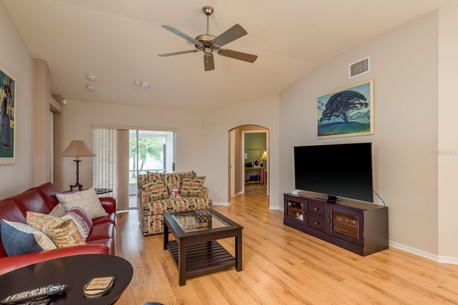 CARROLLTON LAKES - Residential