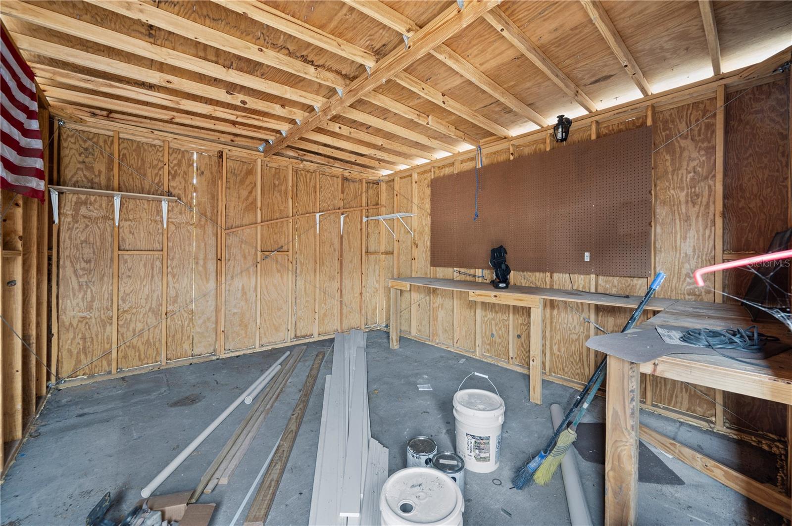 CLEARWATER LAKE ESTATES SUB - Residential