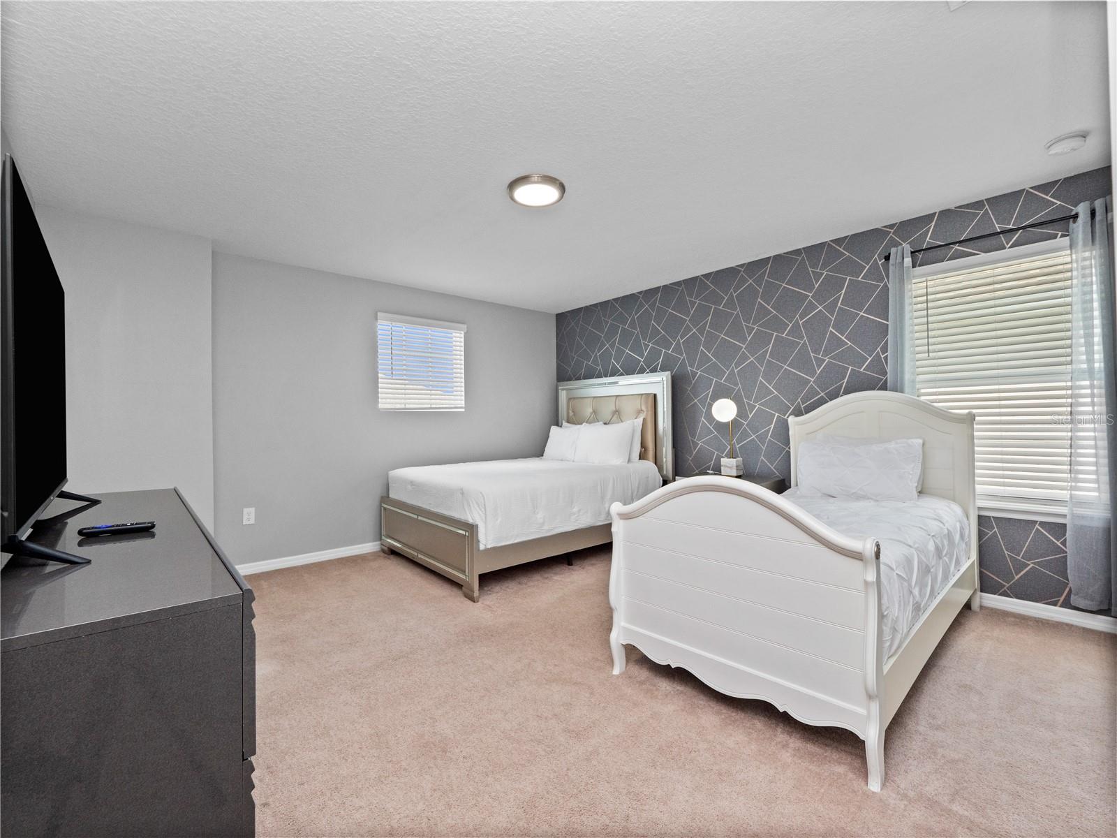 WINDSOR ISLAND RESIDENCE PH 2B - Residential