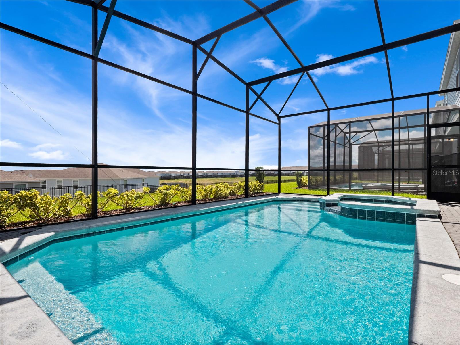 WINDSOR ISLAND RESIDENCE PH 2B - Residential