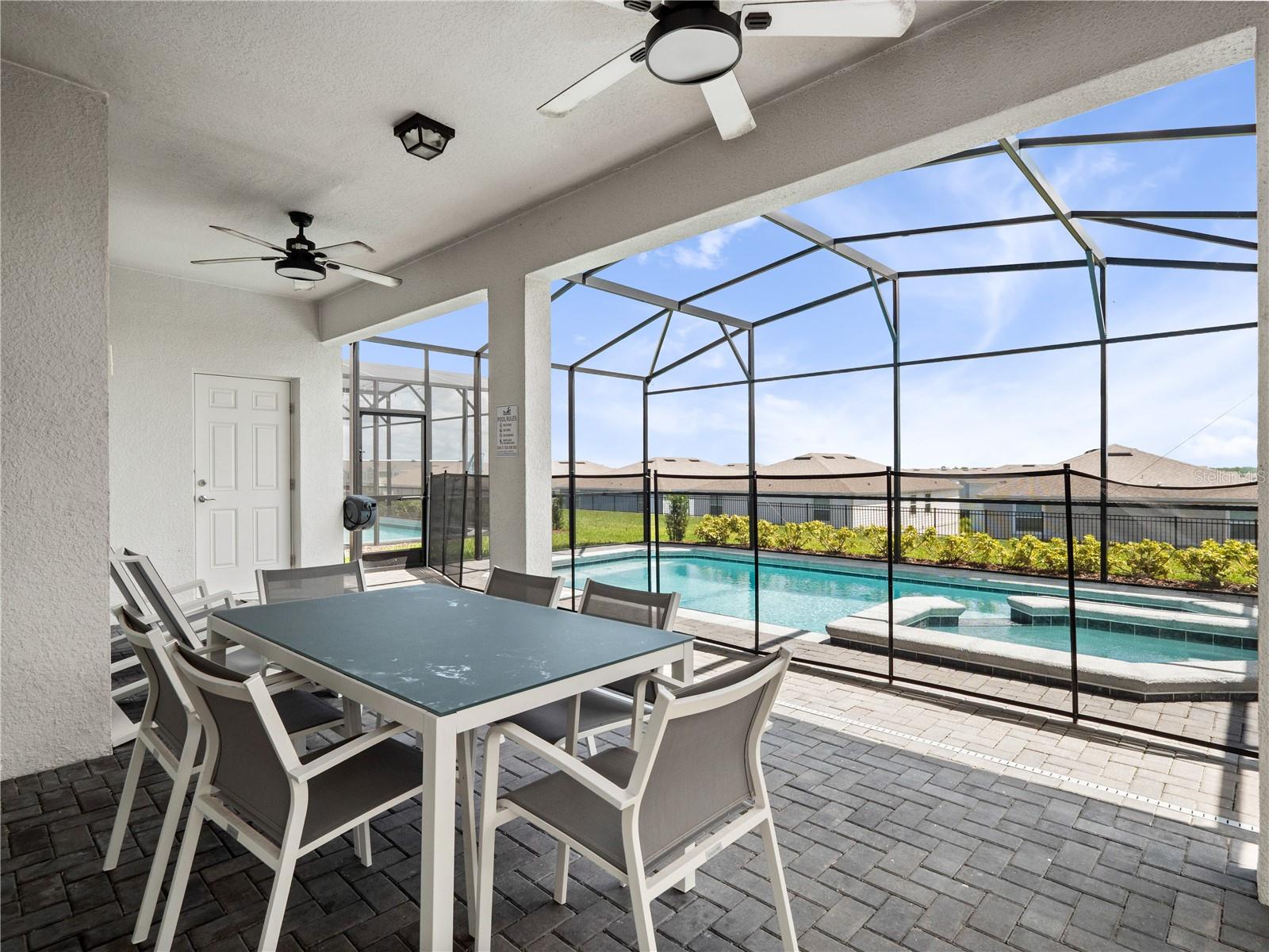 WINDSOR ISLAND RESIDENCE PH 2B - Residential