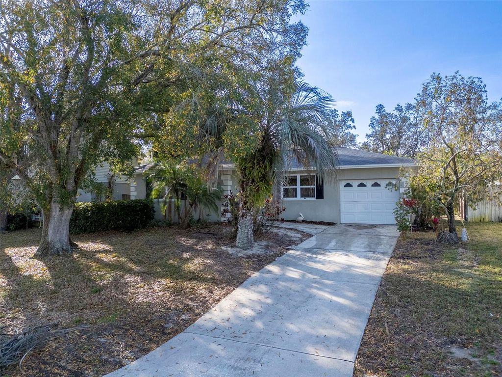 Photo of 55 Gulfwinds Drive, Palm Harbor, FL 34683 (MLS # TB8479031)