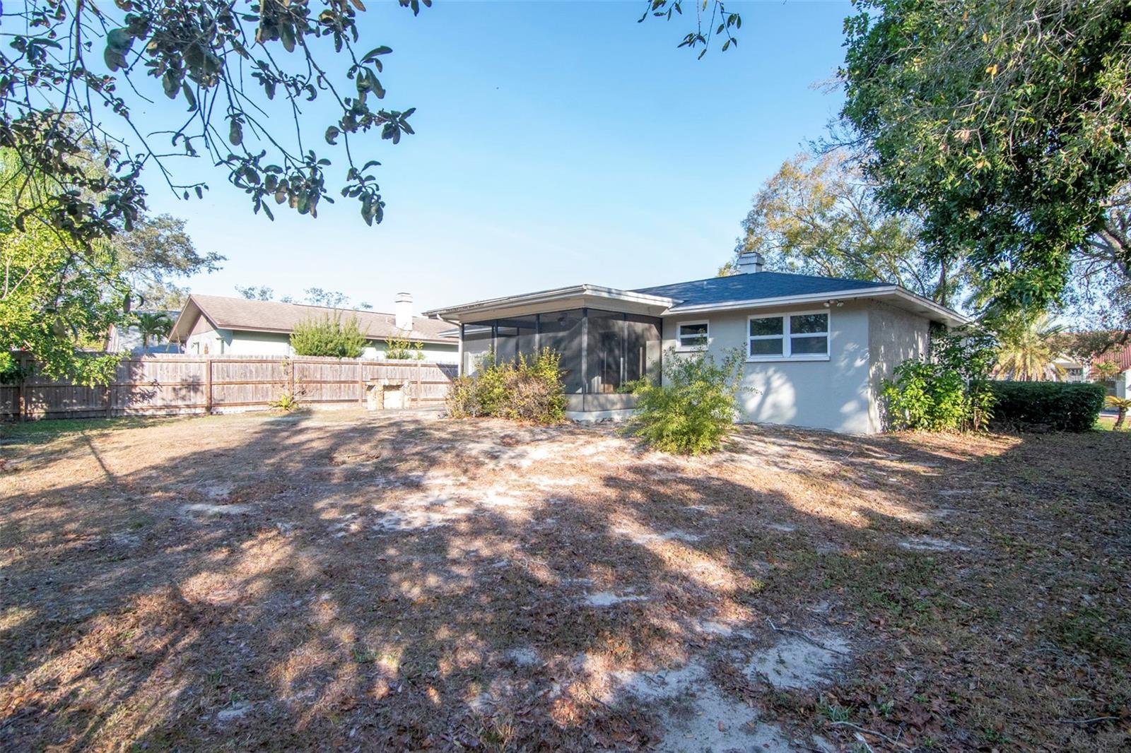 BAYWOOD VILLAGE SEC 5 - Residential