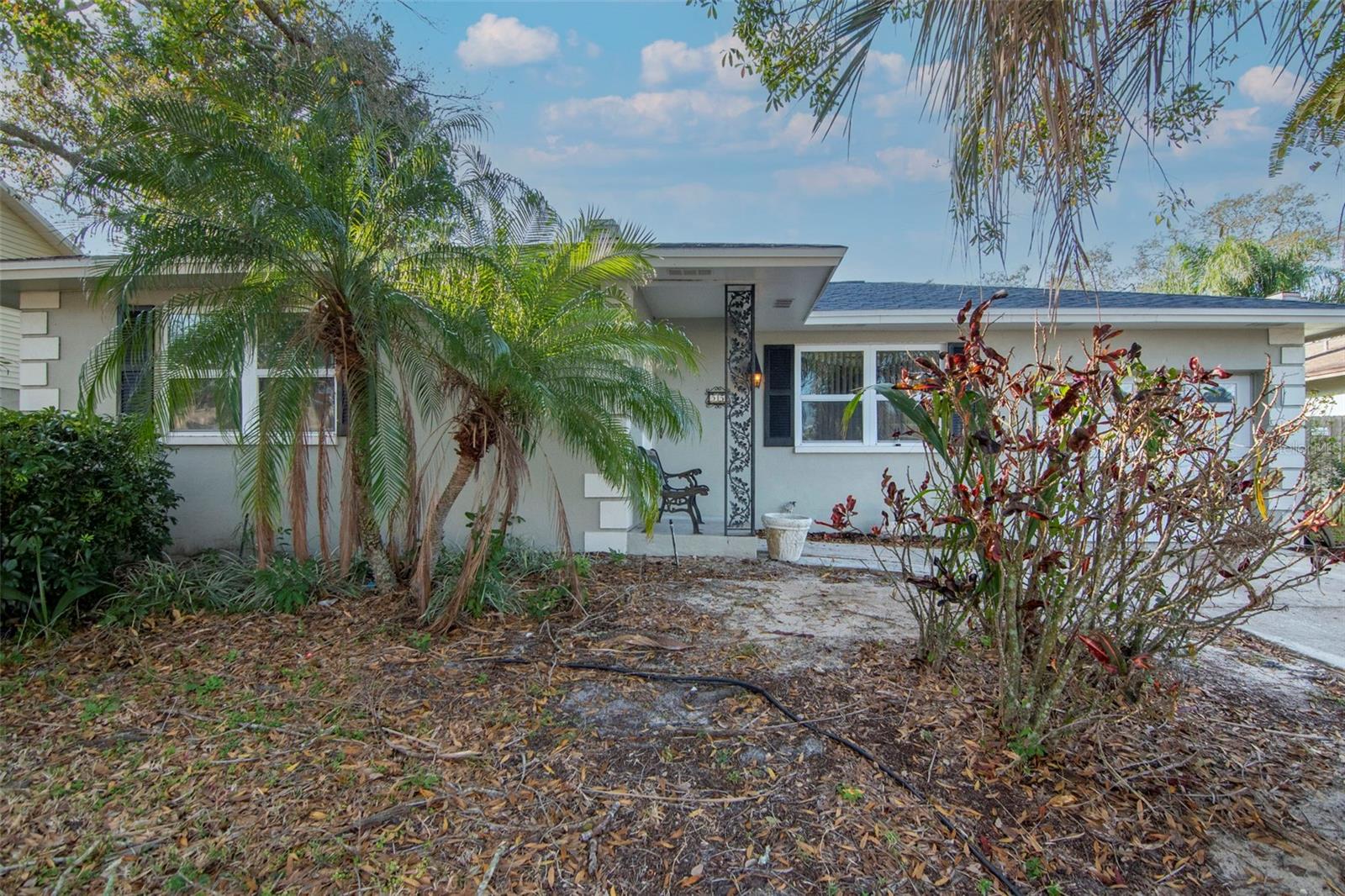 BAYWOOD VILLAGE SEC 5 - Residential