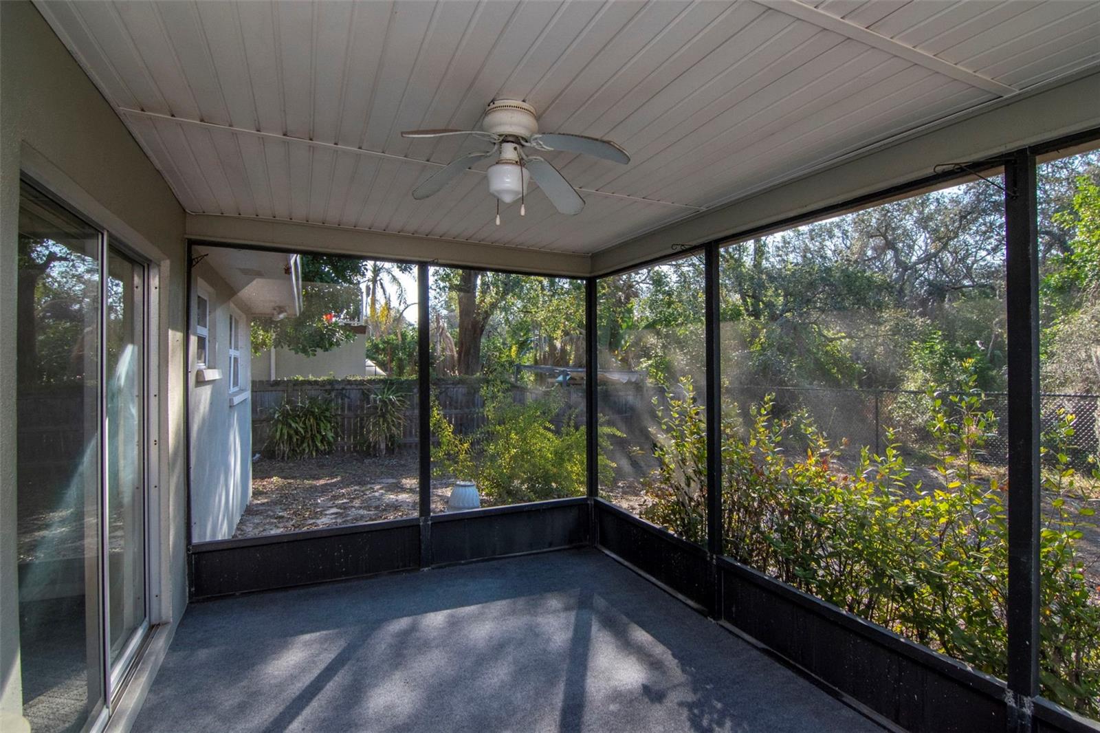 BAYWOOD VILLAGE SEC 5 - Residential