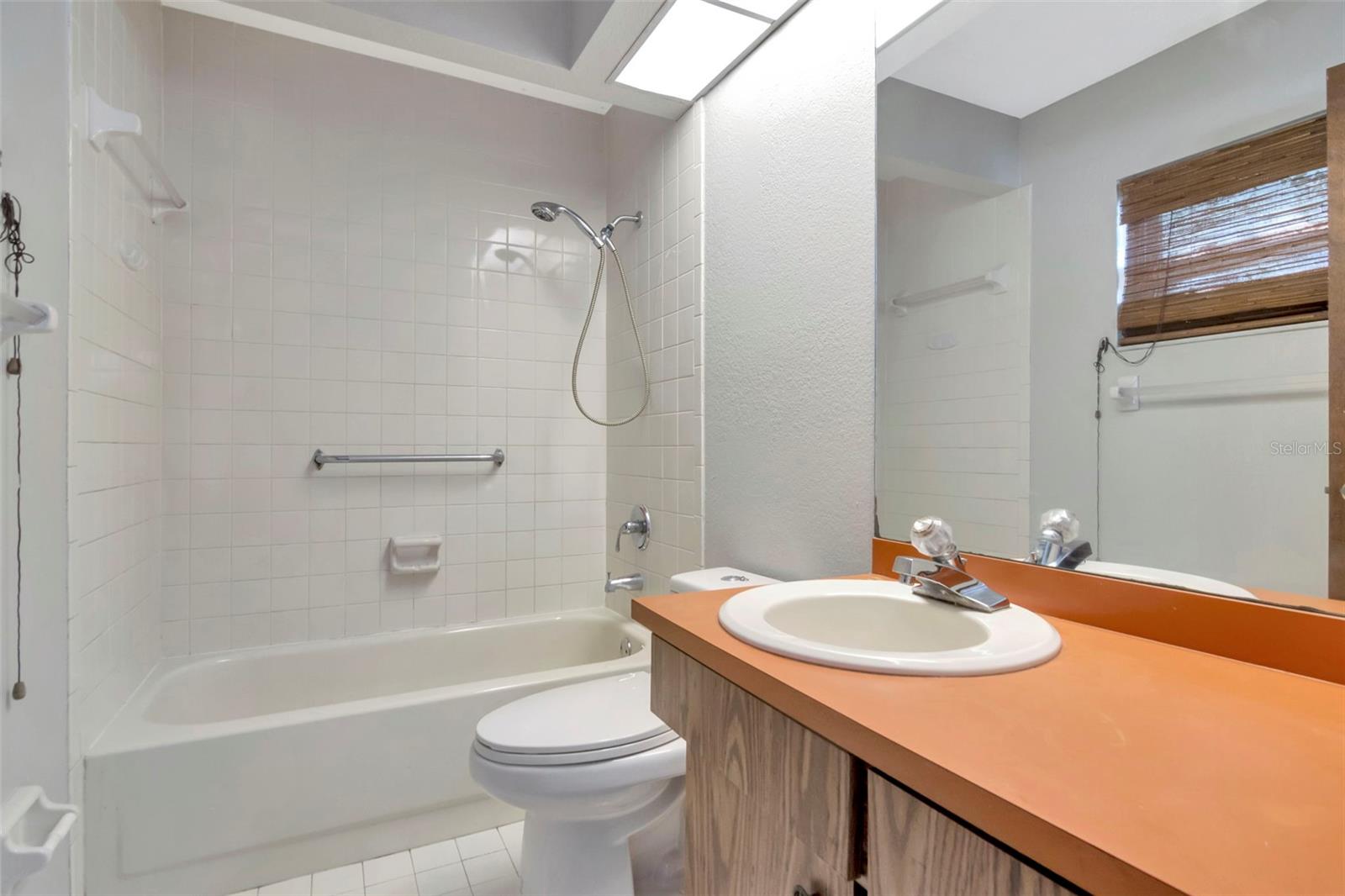 BAYWOOD VILLAGE SEC 5 - Residential