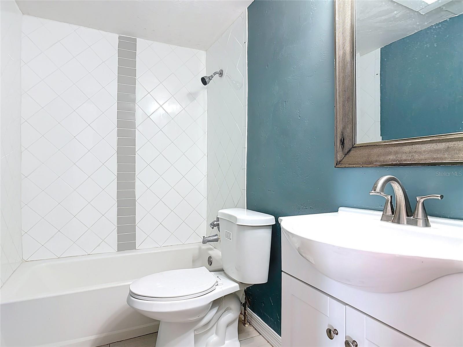 AVONDALE PARK - Residential