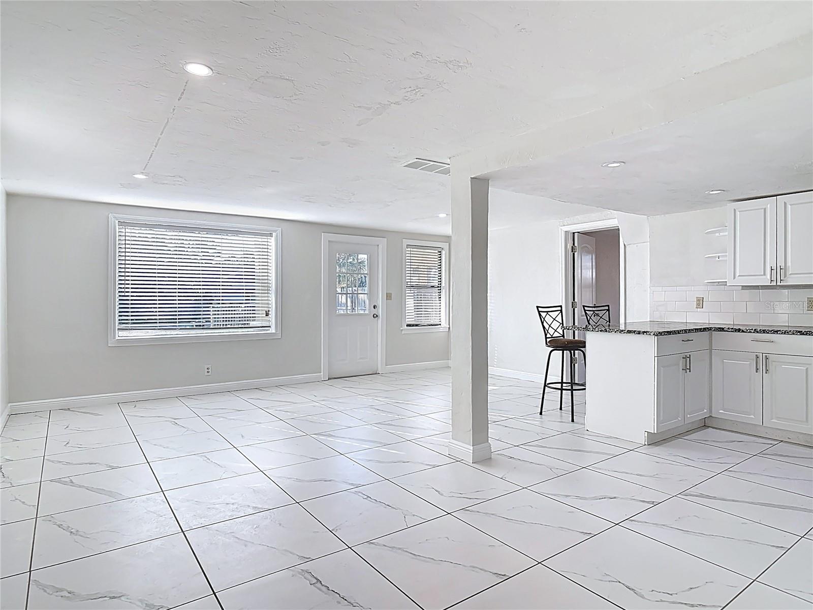 AVONDALE PARK - Residential