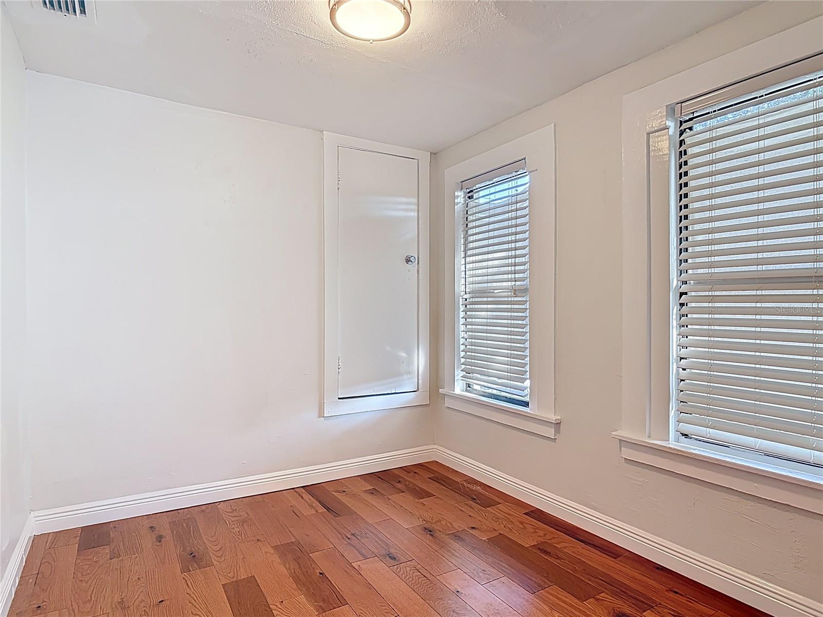 AVONDALE PARK - Residential