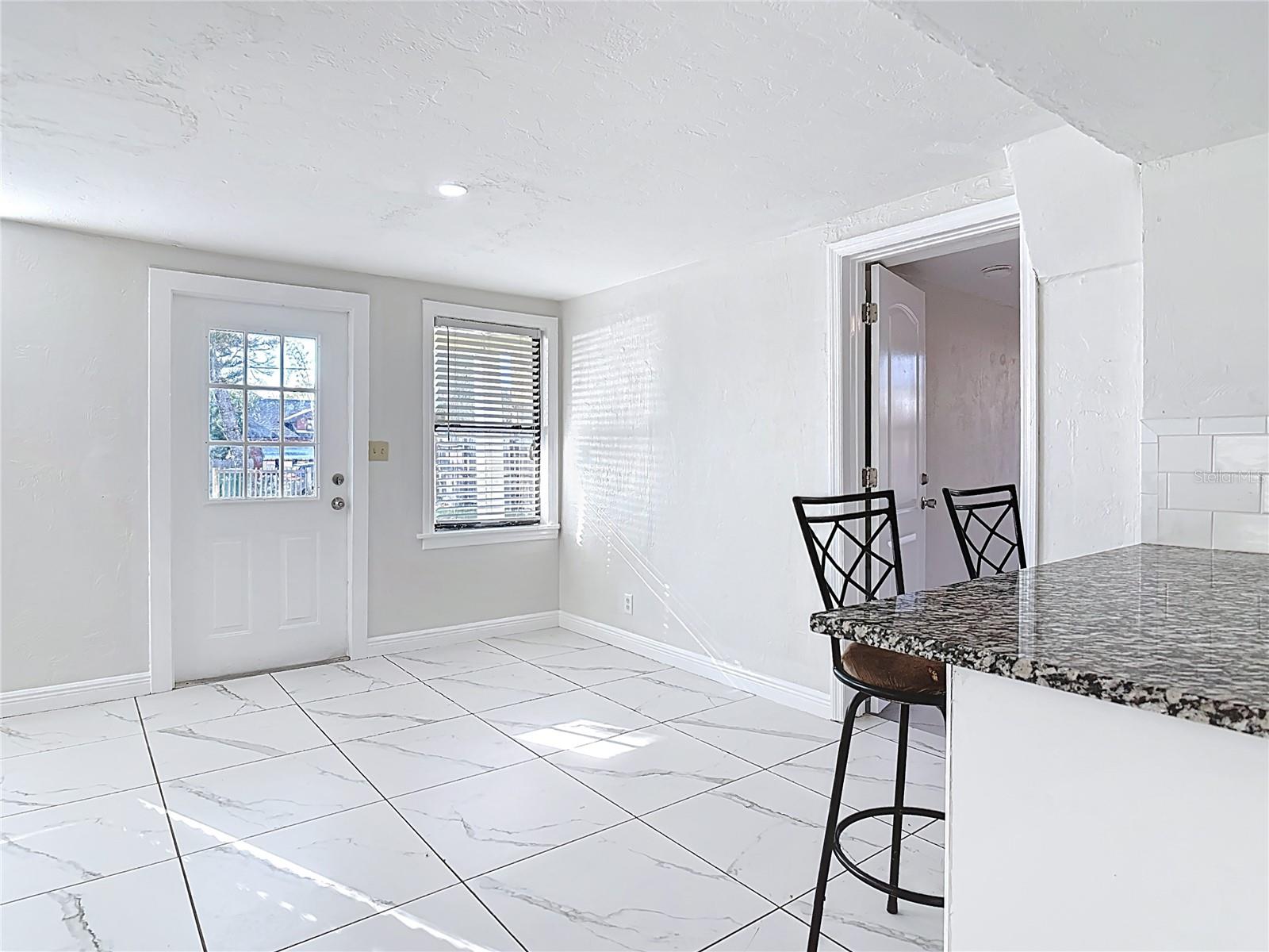 AVONDALE PARK - Residential