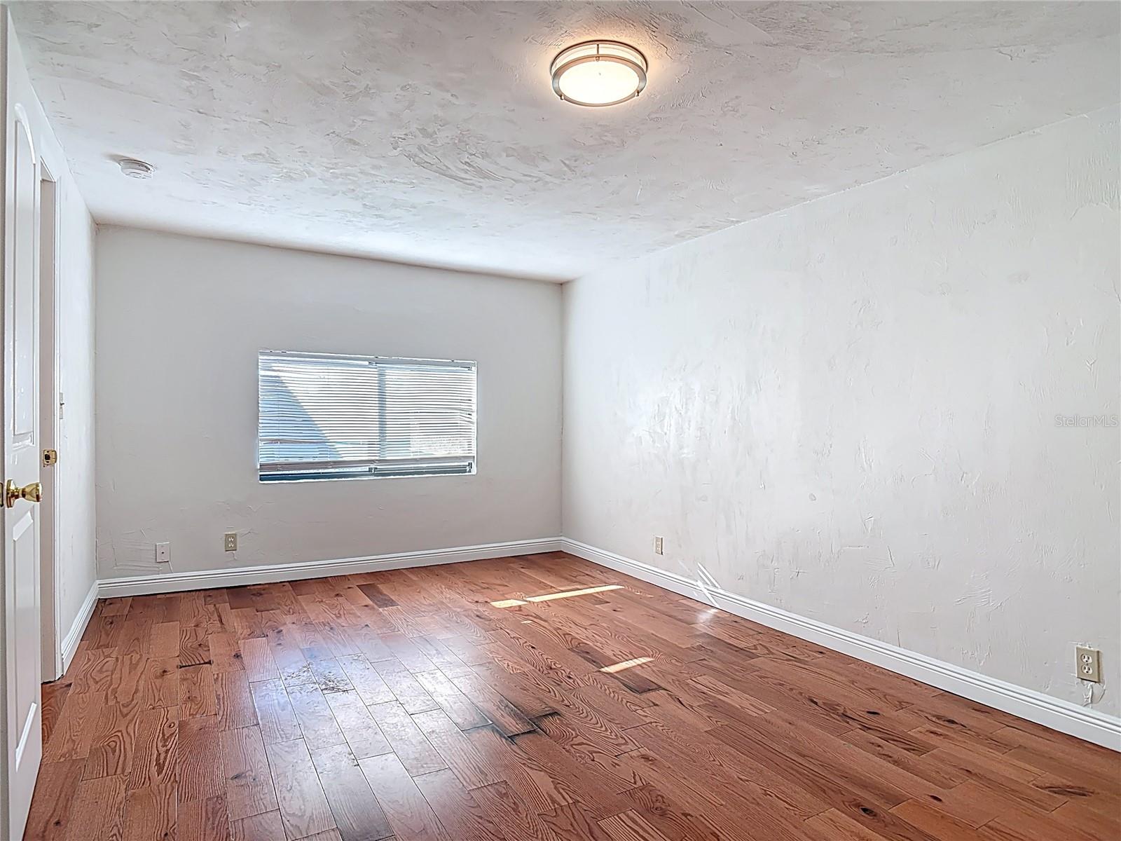 AVONDALE PARK - Residential