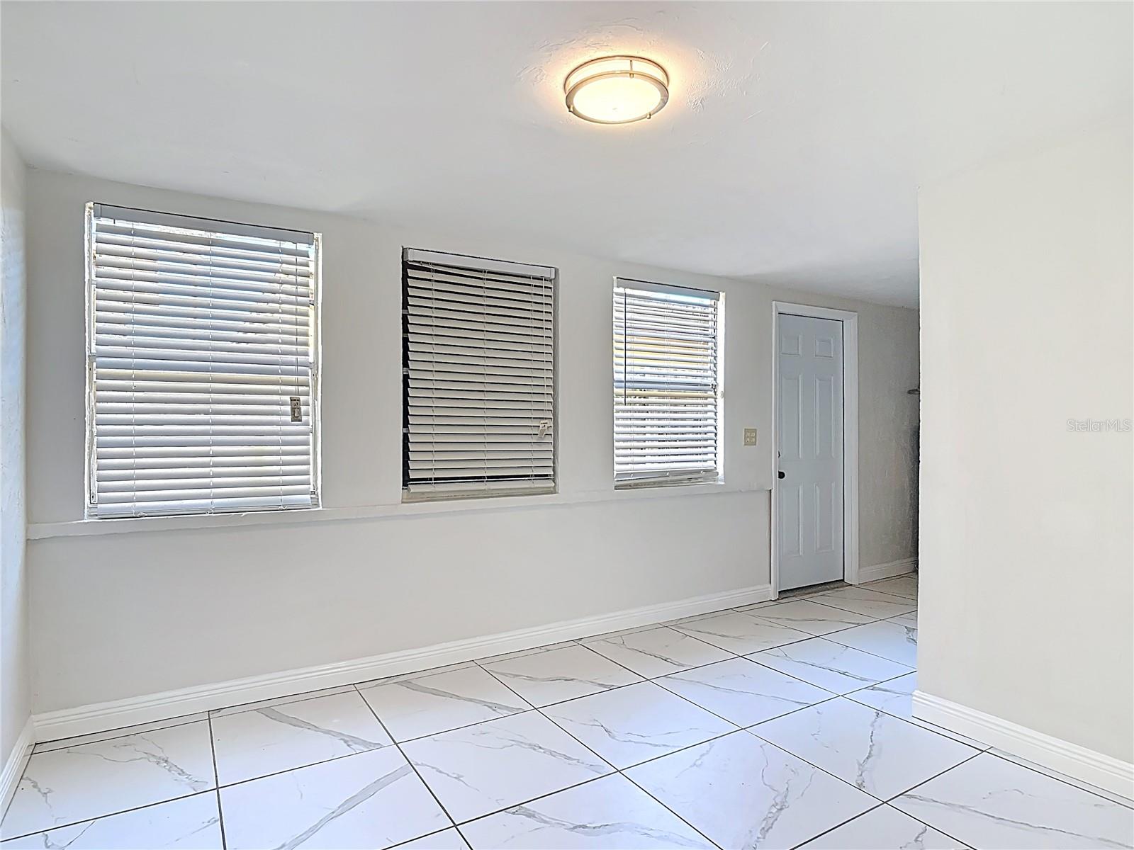 AVONDALE PARK - Residential