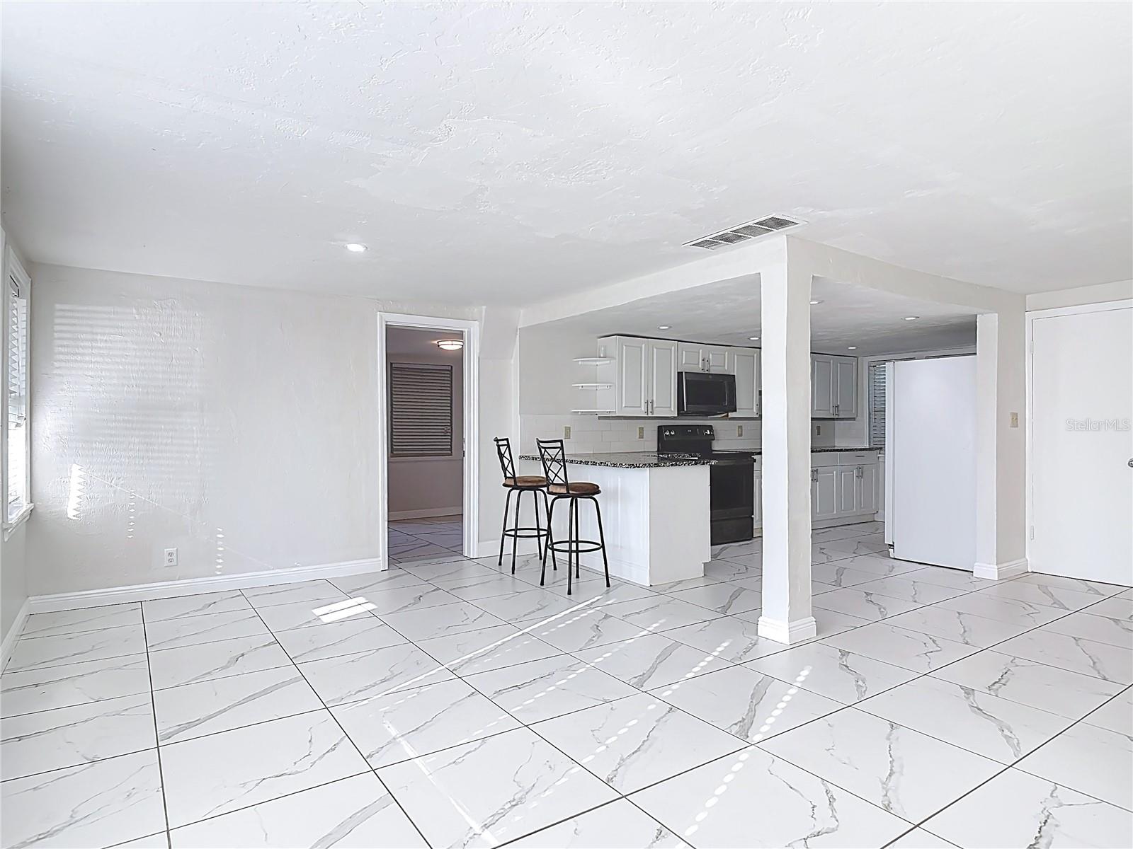 AVONDALE PARK - Residential