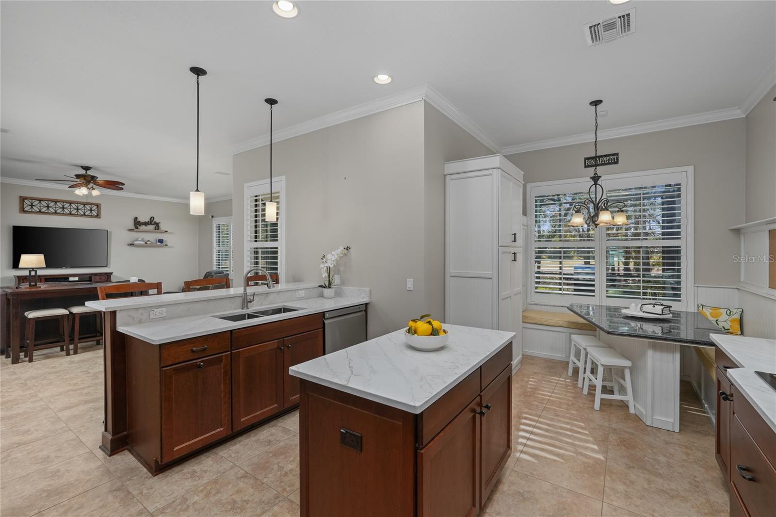 NINE EAGLES UNIT ONE SEC I - Residential