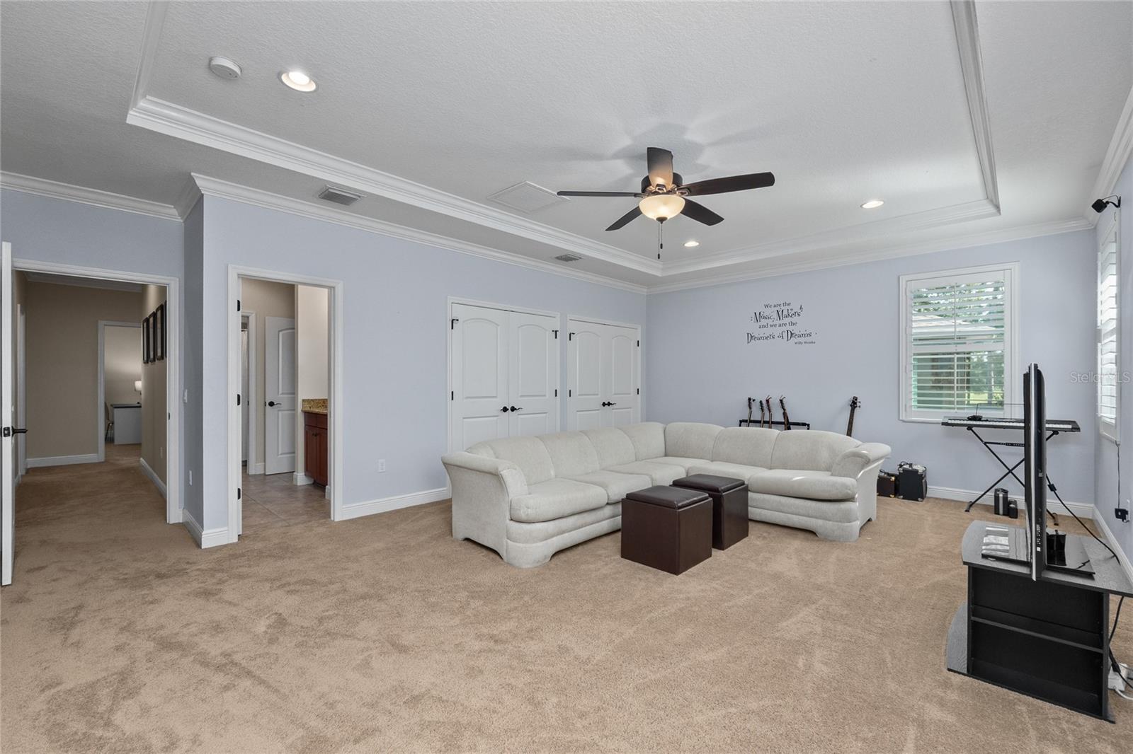 NINE EAGLES UNIT ONE SEC I - Residential