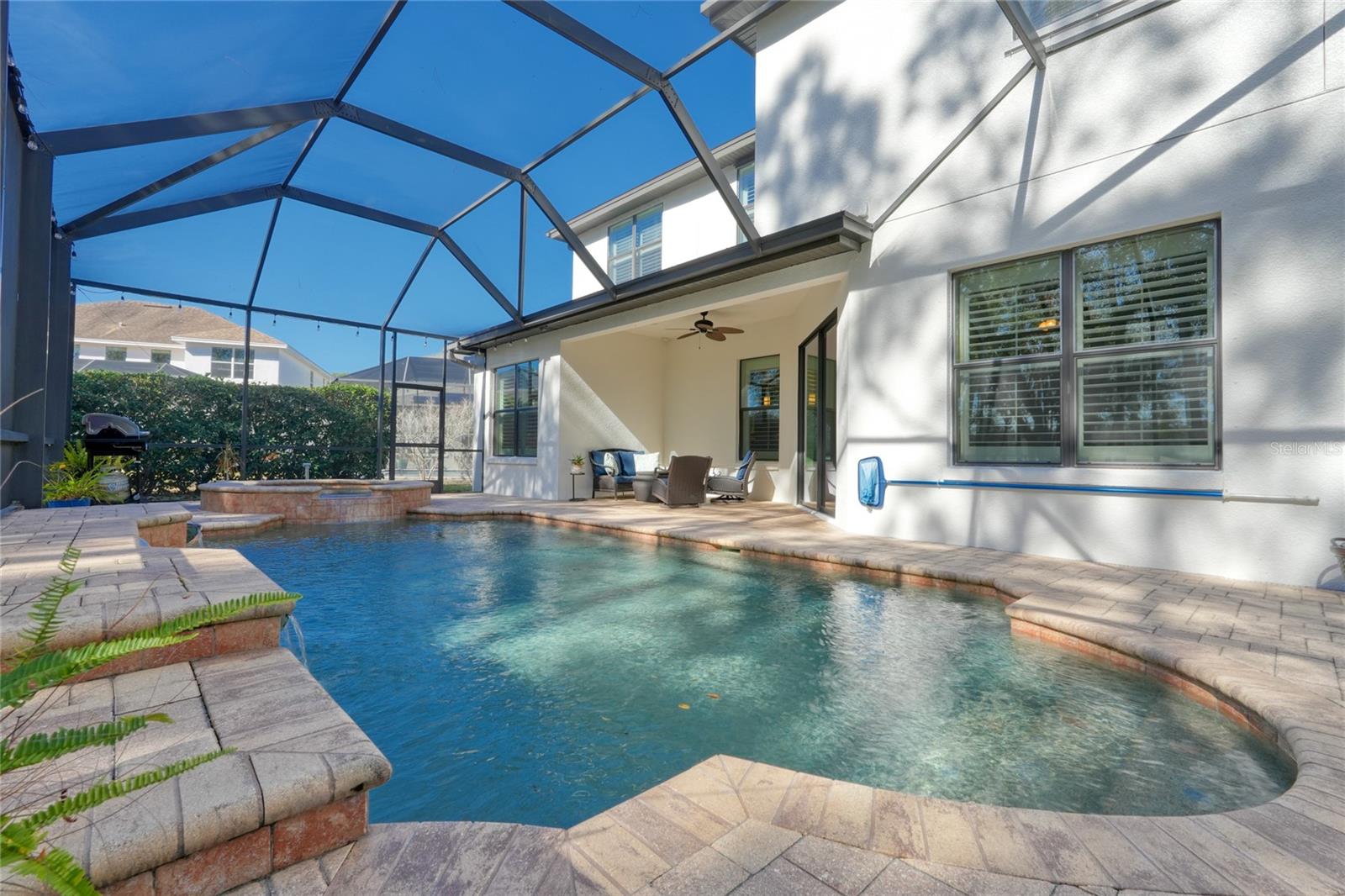 NINE EAGLES UNIT ONE SEC I - Residential