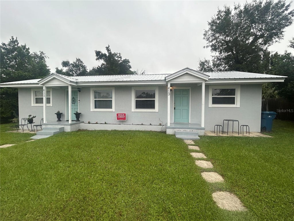Photo of 413 Maryland Terrace, Deland, FL 32724 (MLS # V4951753)