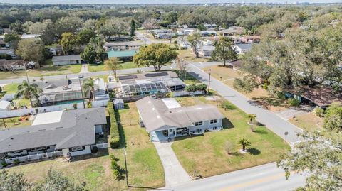 A home in LAKELAND