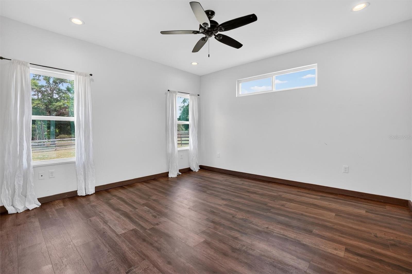 SHAW FARMS OF ALACHUA - Residential