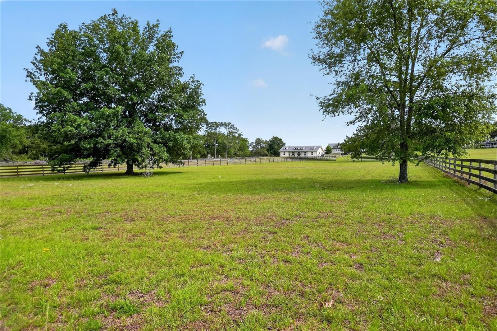 SHAW FARMS OF ALACHUA - Residential
