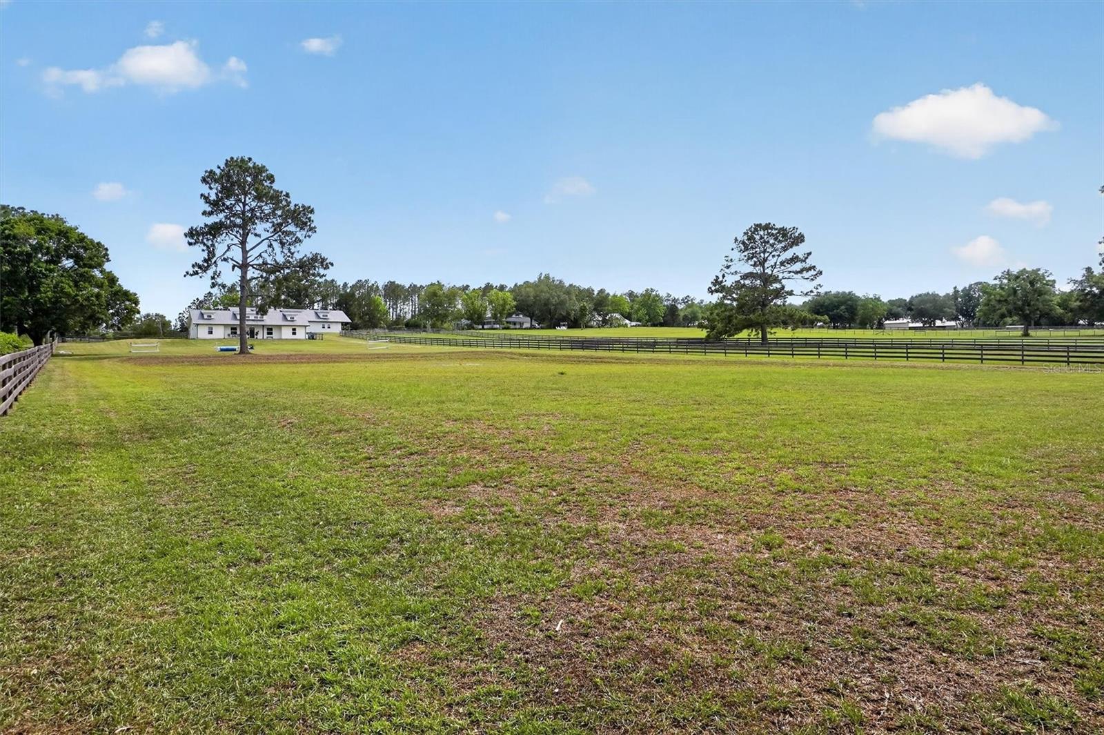 SHAW FARMS OF ALACHUA - Residential