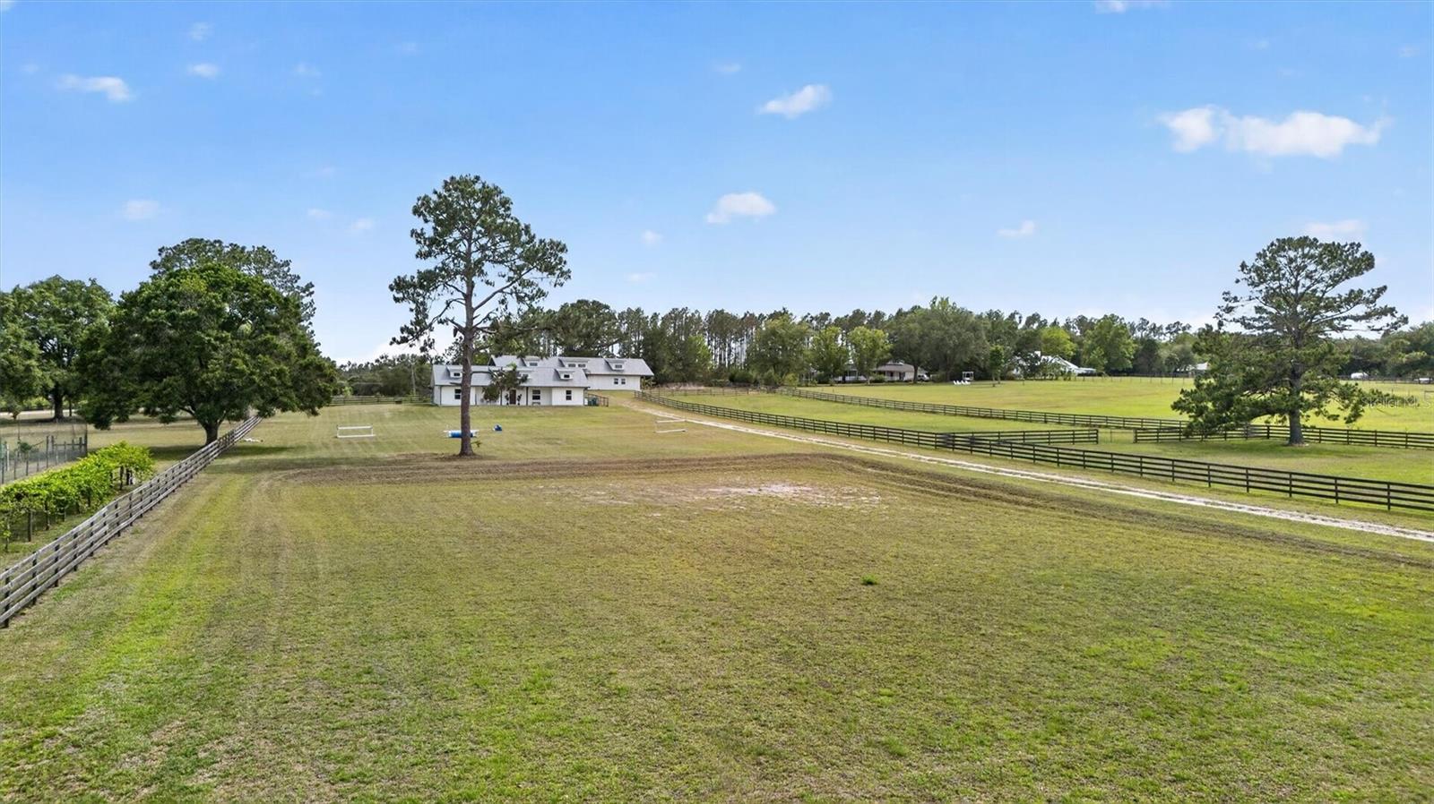 SHAW FARMS OF ALACHUA - Residential