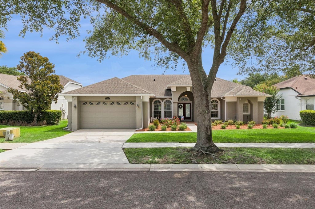 Photo of 14319 Roxshire Drive, Orlando, FL 32837 (MLS # O6416465)