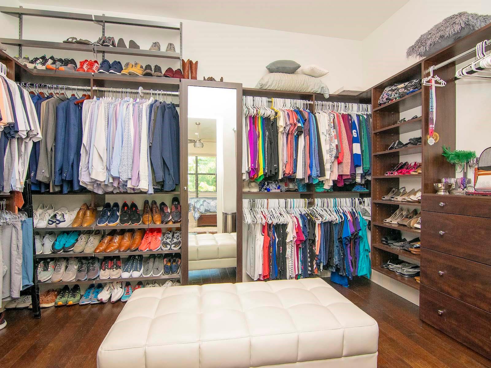 DAVIS ISLANDS PB10 PG52 TO 57 - Residential