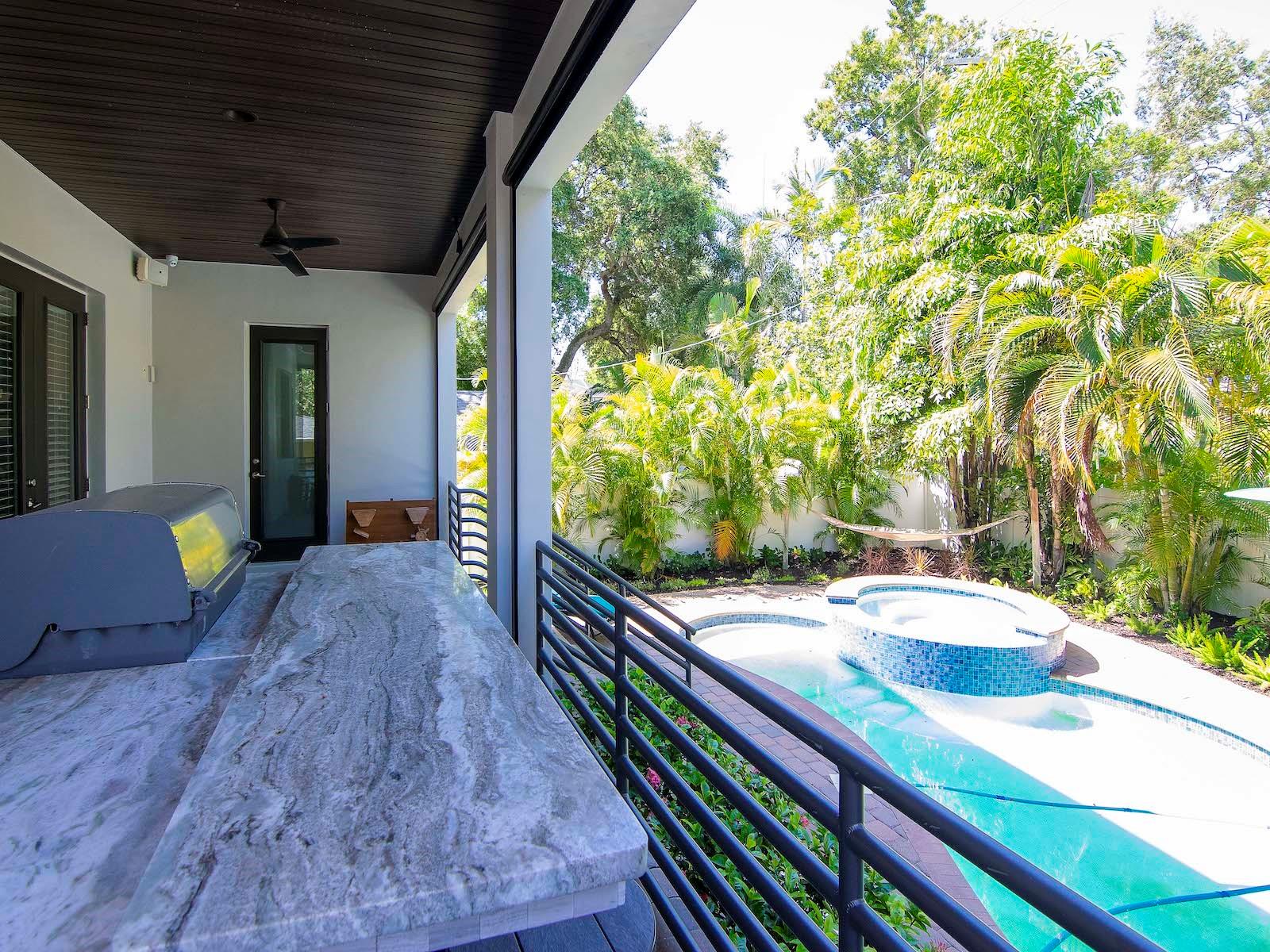 DAVIS ISLANDS PB10 PG52 TO 57 - Residential